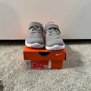 TODDLER KID'S NIKE STAR RUNNERS SNEAKERS 6C